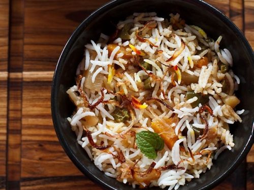 dum biryani recipe, lucknowi biryani recipe, awadhi dum biryani recipe