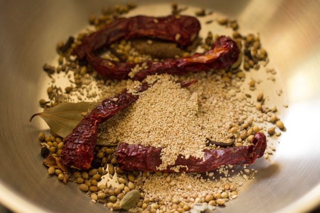 spices for making paneer Kolhapuri recipe