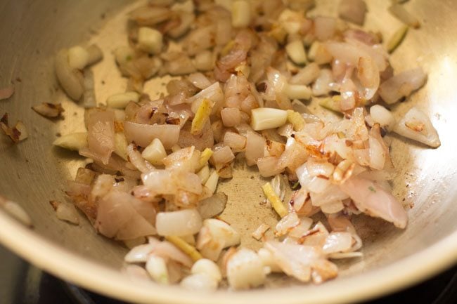 sauteing ginger garlic