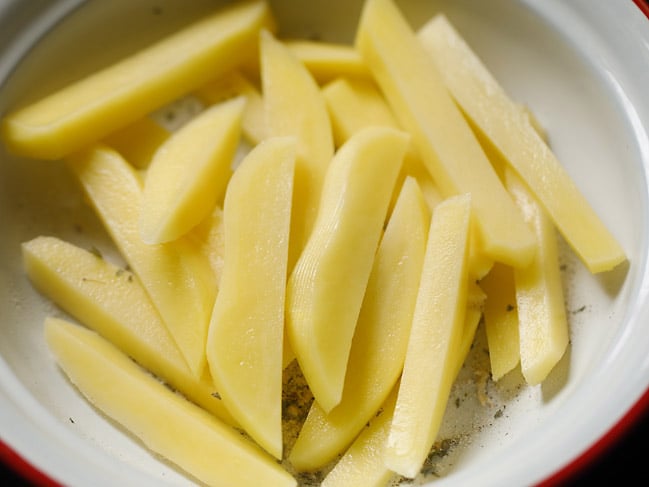 potato wedges and dry ingredients