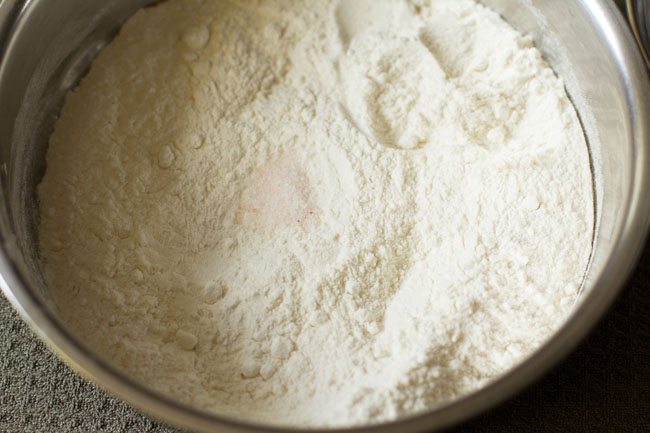 flour for eggless chocolate cake recipe in pressure cooker
