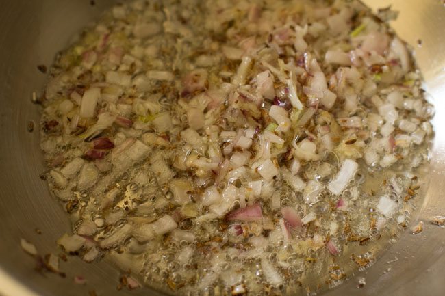 preparing veg kathi rolls recipe