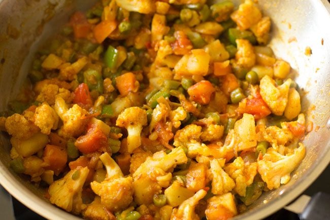 veggie stuffing for making veg kathi rolls recipe