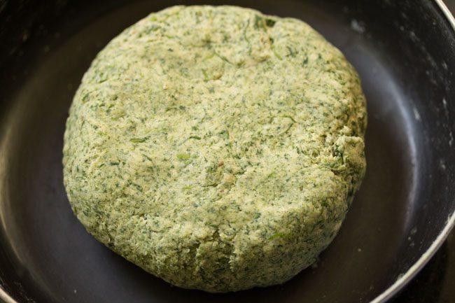 Bathua Ka Paratha  Healthy Bathua Recipe  - 66