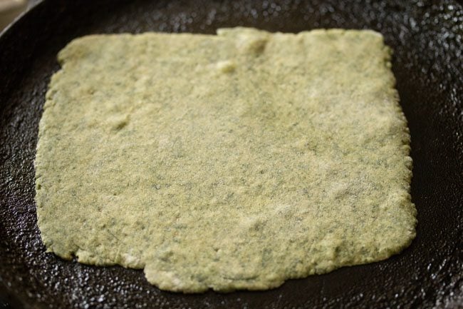 Bathua Ka Paratha  Healthy Bathua Recipe  - 92