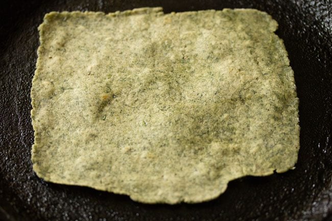 Bathua Ka Paratha  Healthy Bathua Recipe  - 82