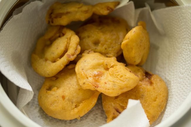 vengaya bajji recipe