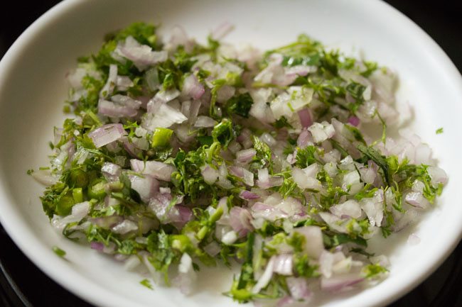 making onion uttapam recipe