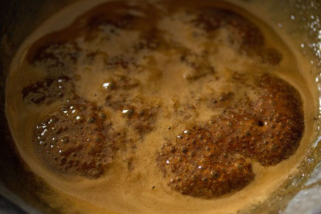 stirred jaggery syrup