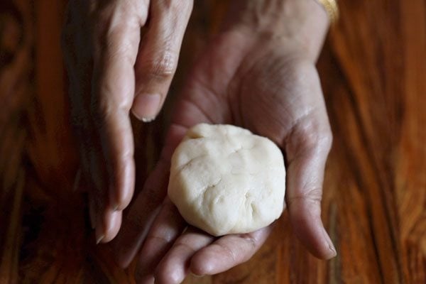 khasta kachori flattened.