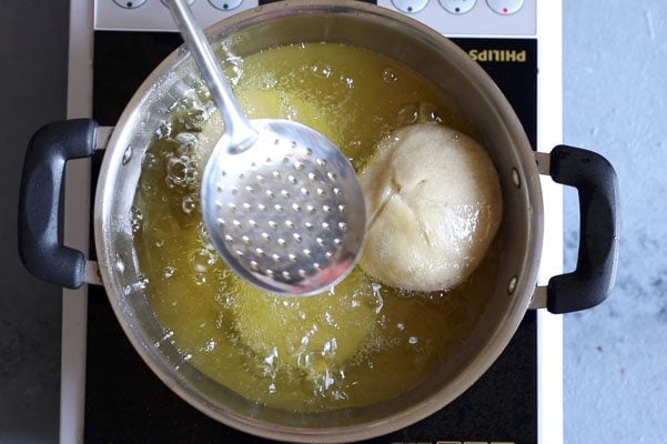 frying khasta kachori.