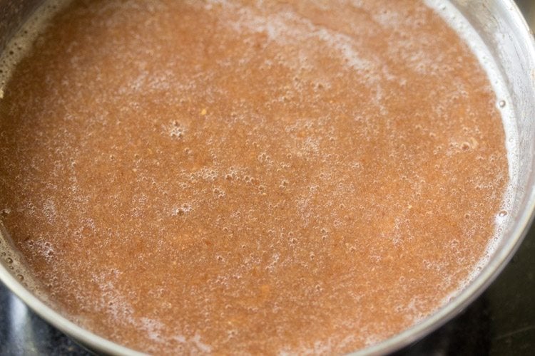 strained pulp for making wood apple juice. 