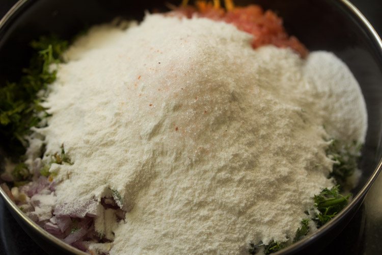 rice flour, veggies and salt for akki roti