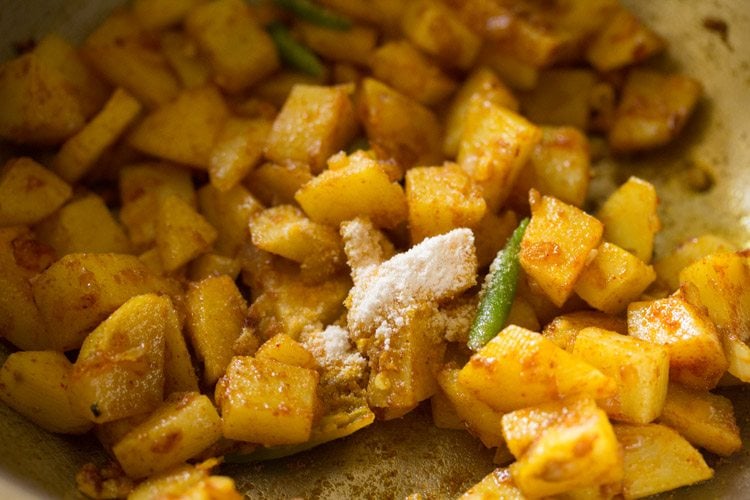 aloo sabzi oppskrift