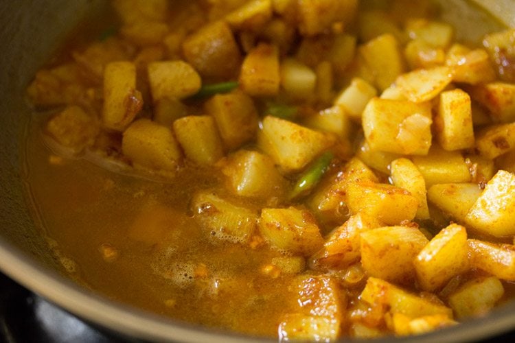 aloo sabzi oppskrift