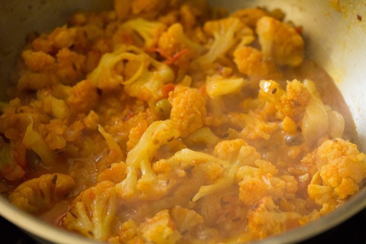 making gobi curry recipe