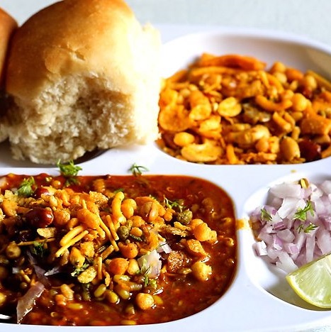 misal pav recipe