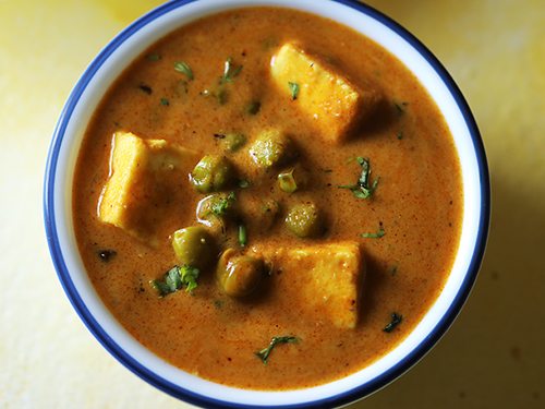 dhaba style matar paneer recipe