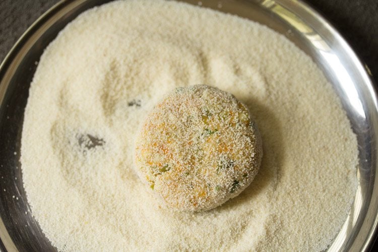 paneer cutlet coated with rava