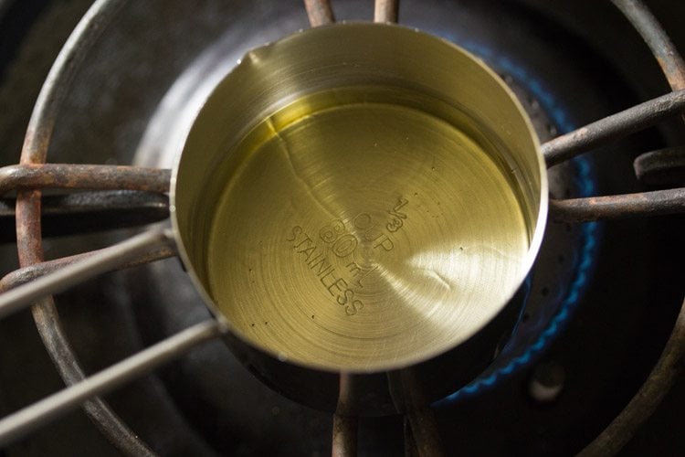 making maddur vada recipe