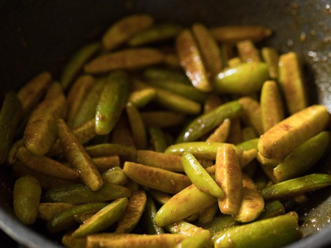 spices mixed well with the tendli. 