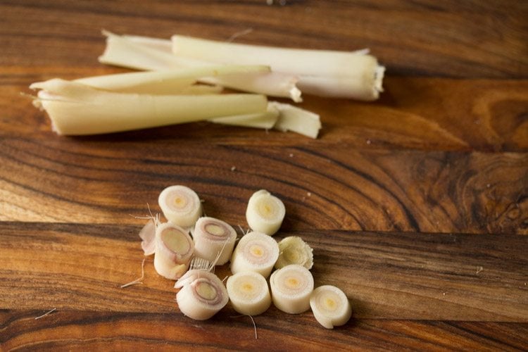 preparare la ricetta della zuppa di tom yum