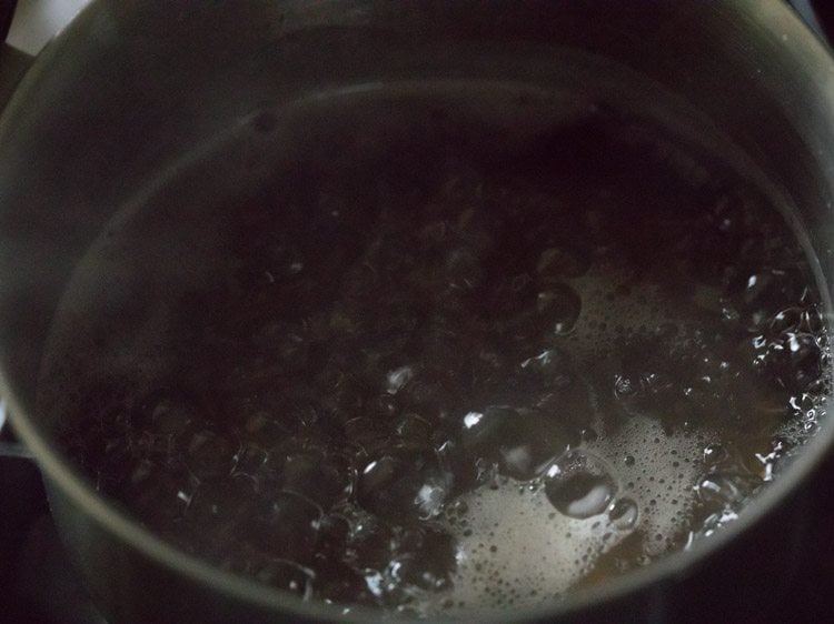 sugar syrup boiling. 