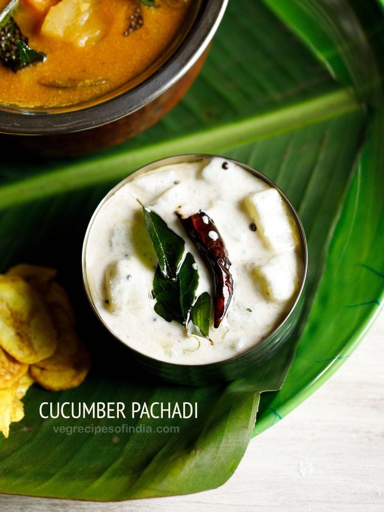 vellarikka pachadi served in a bowl on a banana leaf with text layovers.