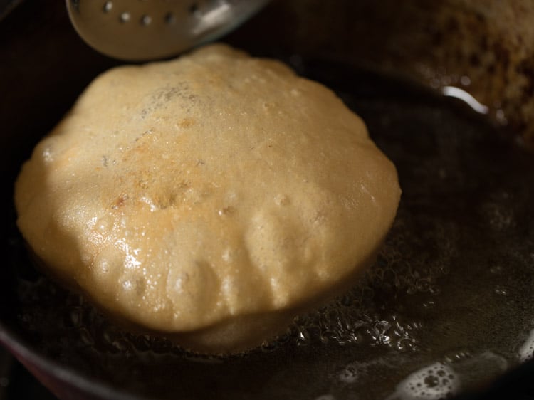 making radhaballabhi recipe