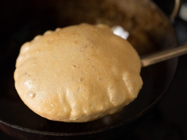 making radhaballabhi recipe