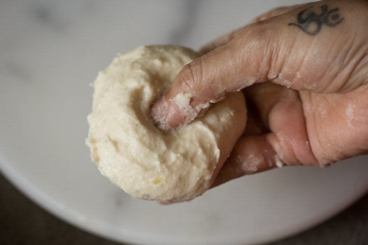 making thayir vadai recipe