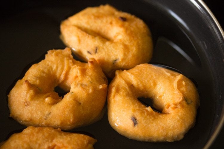 making thayir vadai recipe