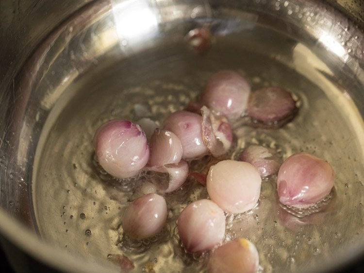 making varutharacha sambar recipe