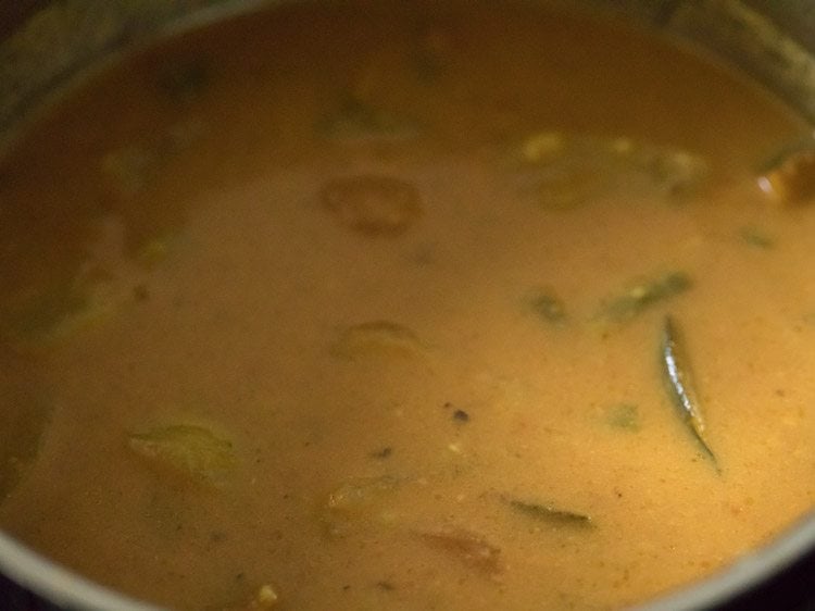making varutharacha sambar recipe