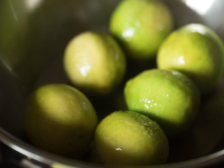 pan frying lemons in the pan. 