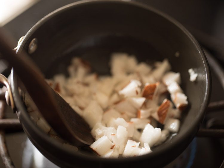 making Kerala unniyappam recipe