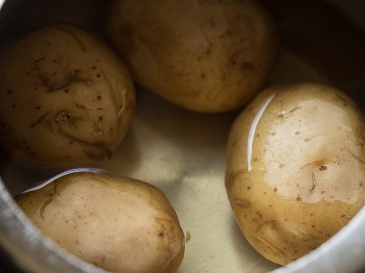 potatoes to make aloo chop recipe