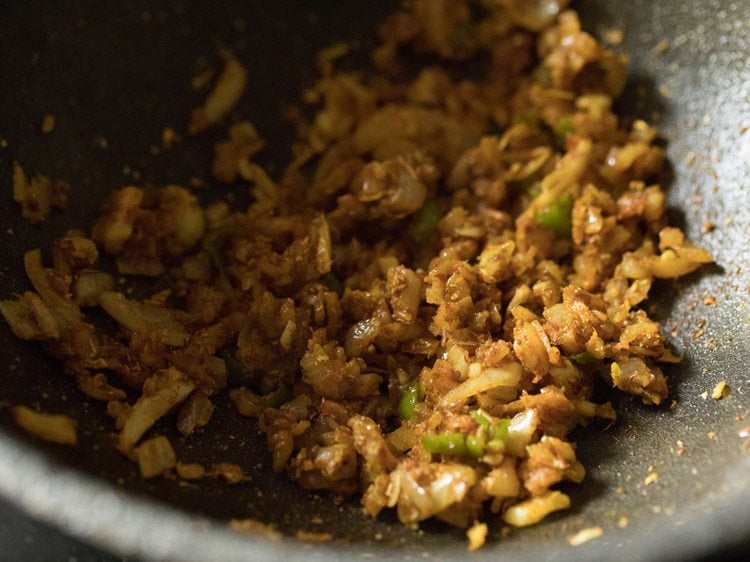 making aloo chop recipe