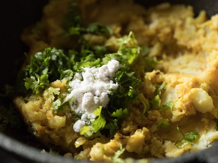 making Bengali aloos chop recipe