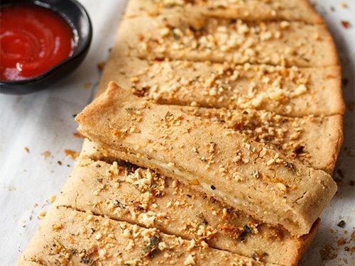 cheese garlic bread sticks