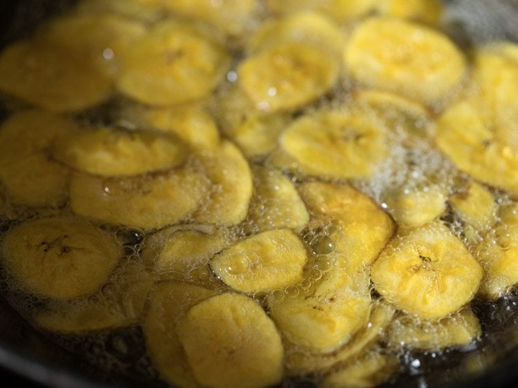 making Kerala nendran banana chips recipe