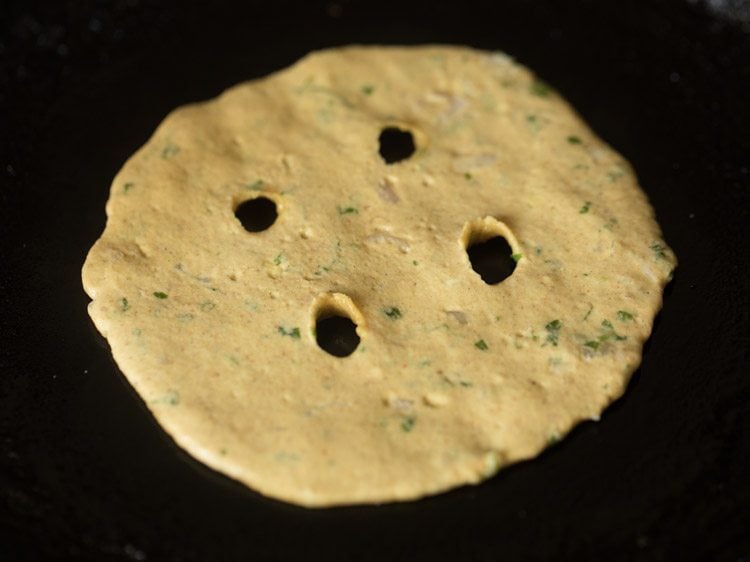 making thalipeeth recipe