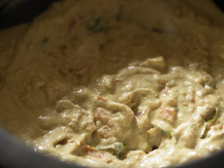 close up of masala in saucepan