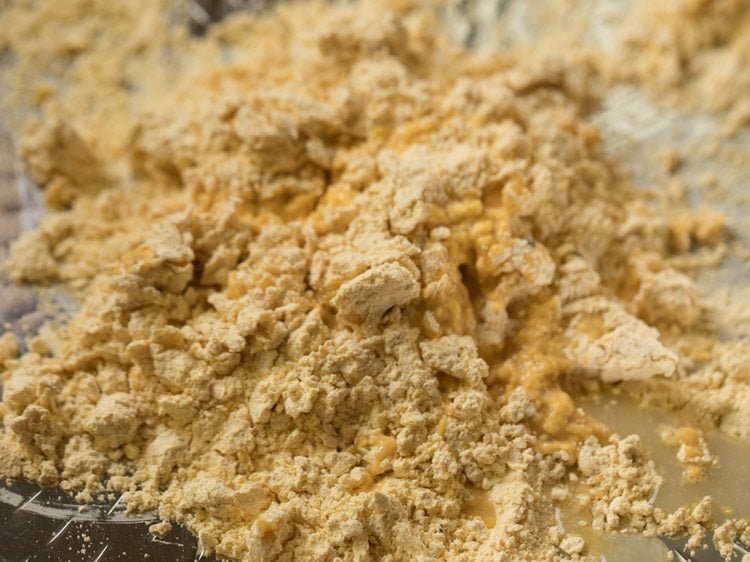besan for making guajrati fafda recipe