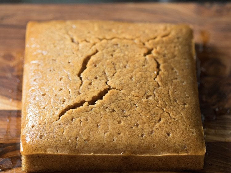 making eggless honey cake