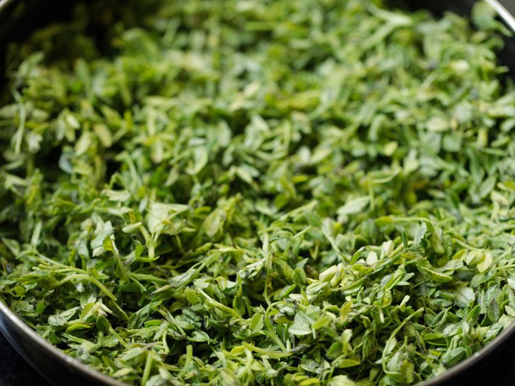 cleaned chana saag in bowl. 