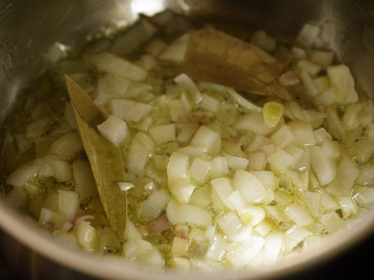 making cream of tomato soup recipe