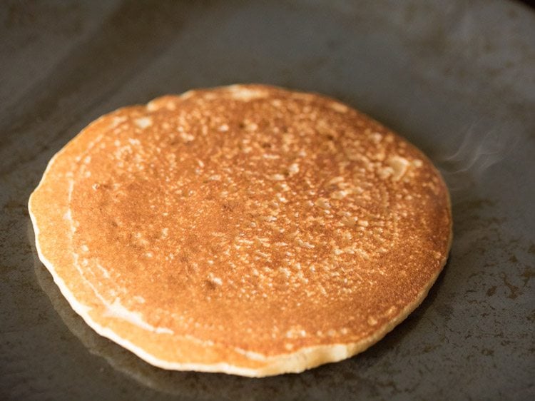 making eggless whole wheat pancakes