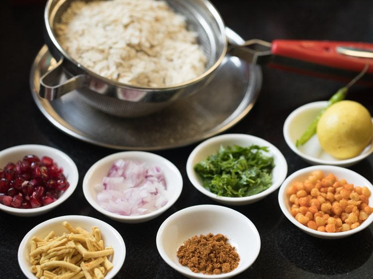 ingredients for making indori poha. 