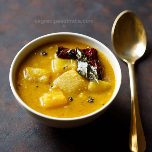 pumpkin sambar recipe, poosanikai sambar recipe, yellow pumpkin sambar recipe